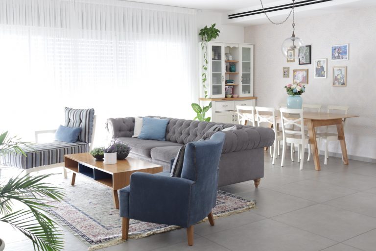 סלון ופינת אוכל (Copy)